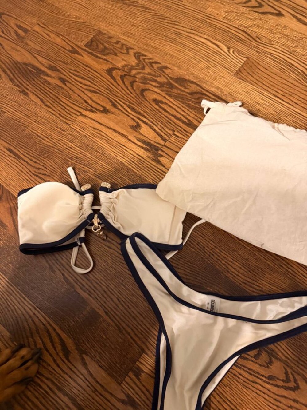 SEAMOLLY Cream & Navy Contrast Trim Bikini Set